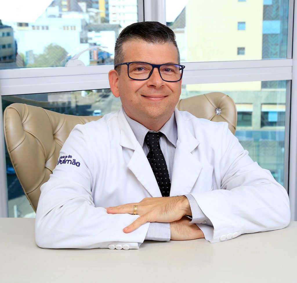Dr. Tiago Simon