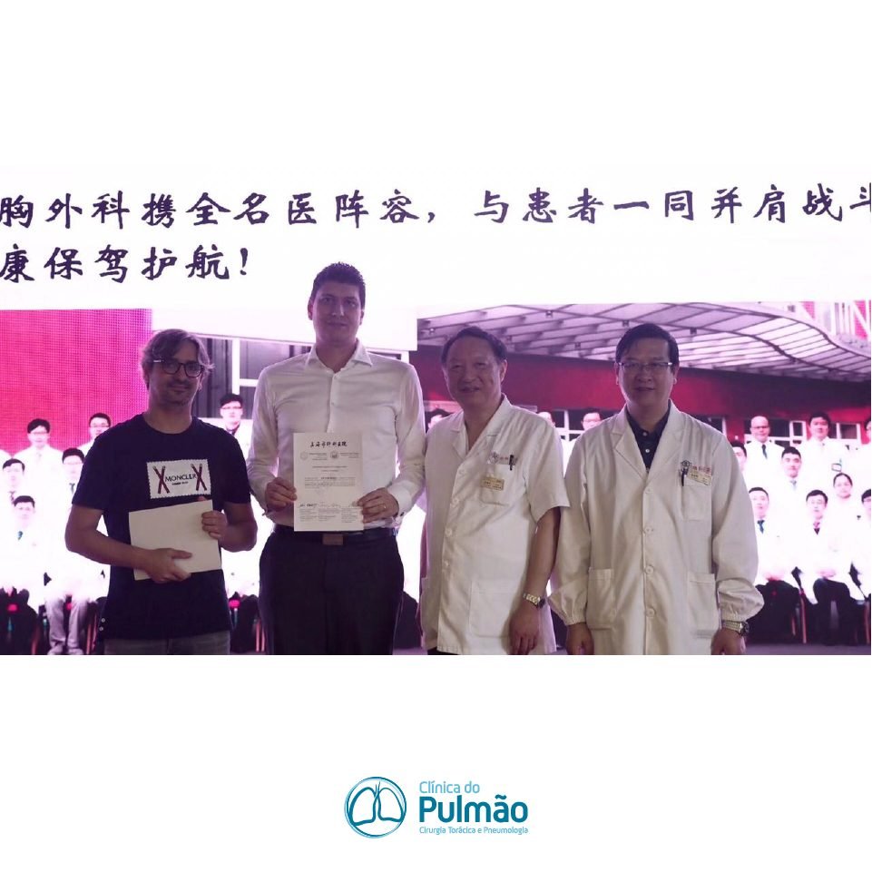Dr. João Isidro palestra em curso na China